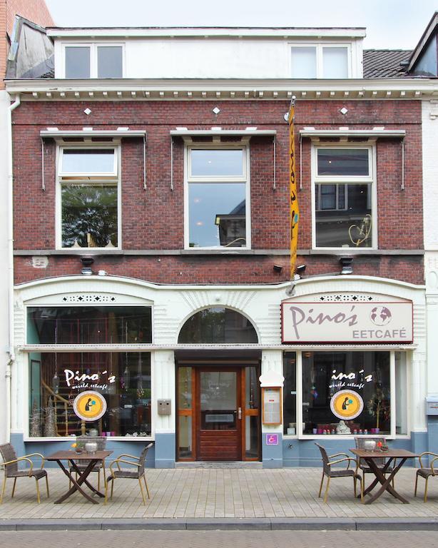 Pinos Eetcafe Bed & Breakfast Tilburg Exterior photo